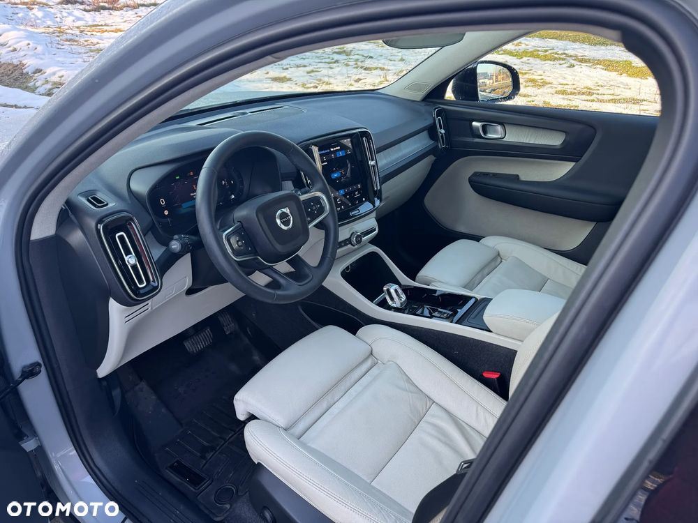 Volvo XC 40 T5 AWD Inscription - 17