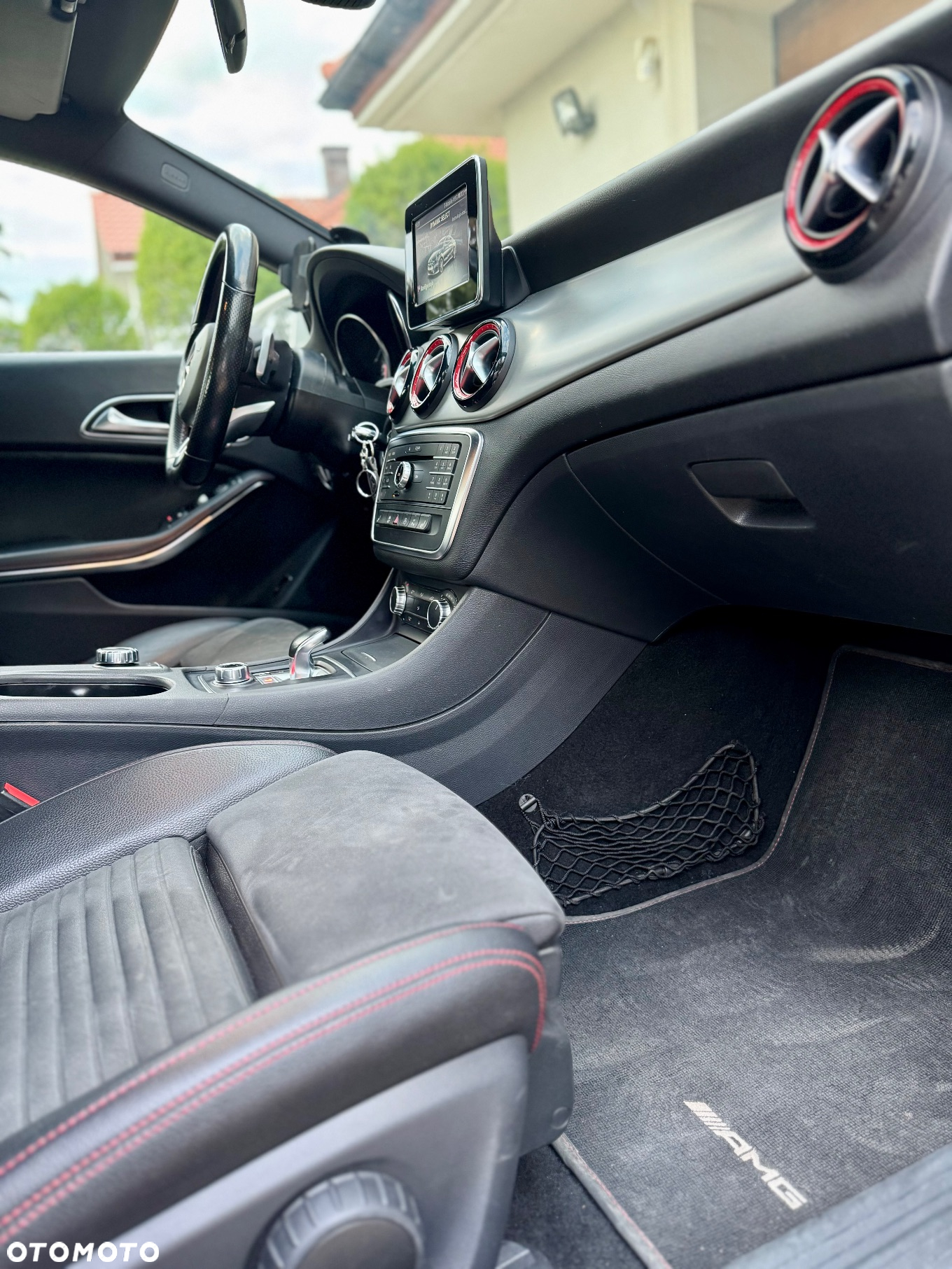 Mercedes-Benz CLA AMG 45 4-Matic - 8