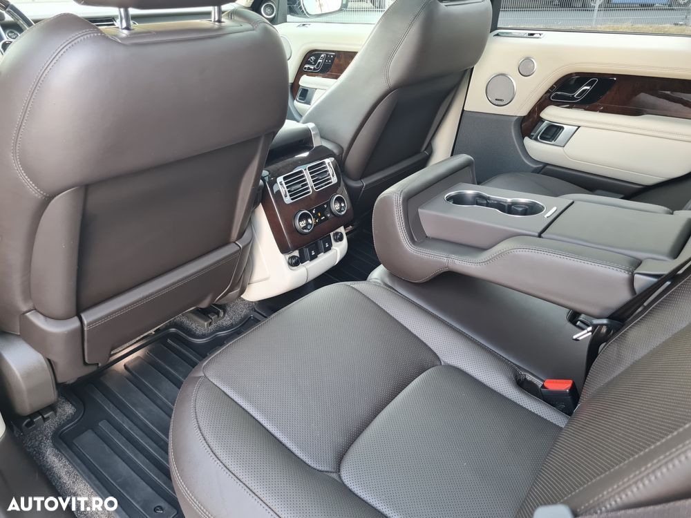 Land Rover Range Rover 3.0L SDV6 Vogue - 12