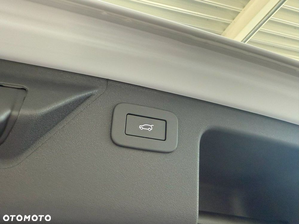 Land Rover Discovery Sport - 15