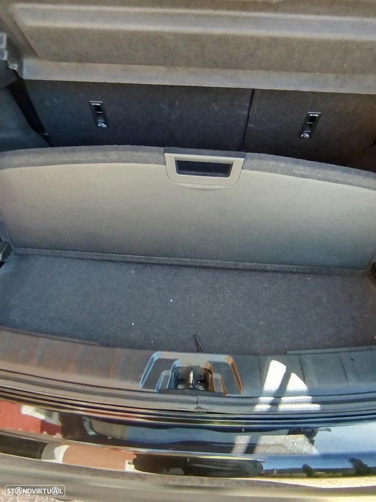 Nissan Qashqai 1.5 dCi N-Connecta 18 - 28