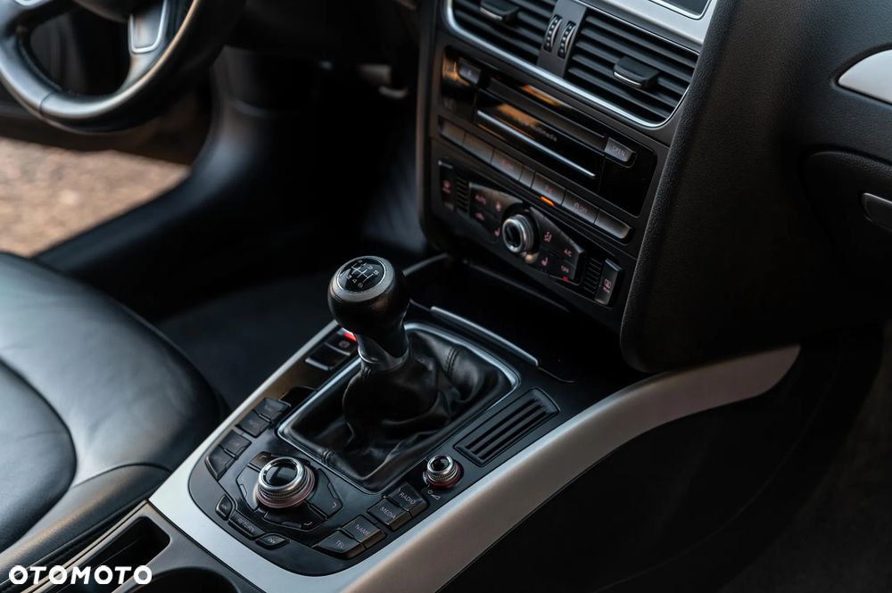 Audi A4 Avant 2.0 TDI - 25
