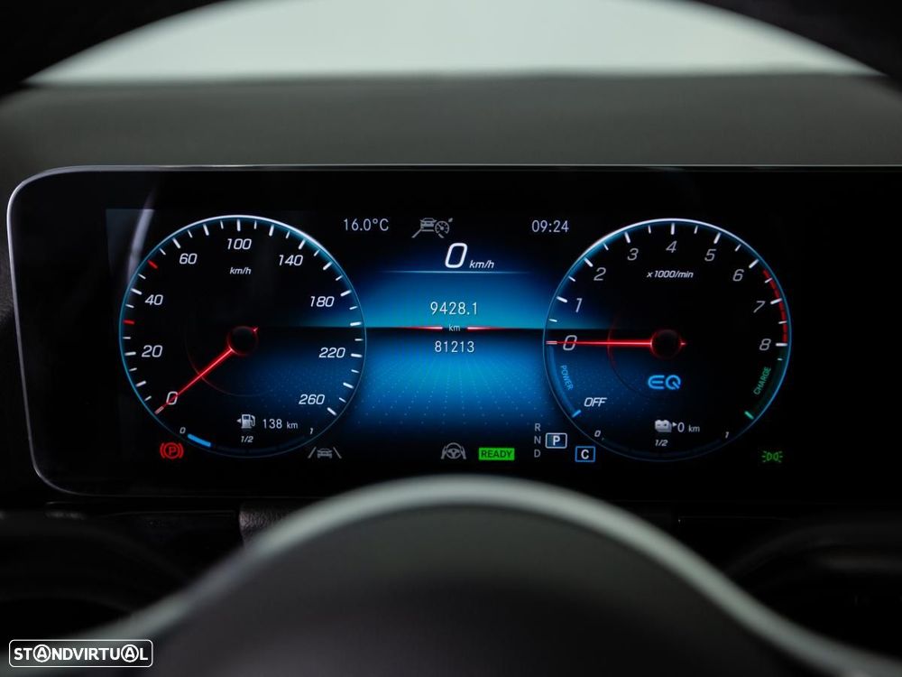 Mercedes-Benz GLA 250 e Progressive - 24