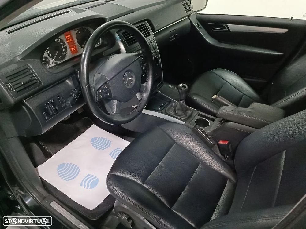 Mercedes-Benz B 180 CDI Executive - 9