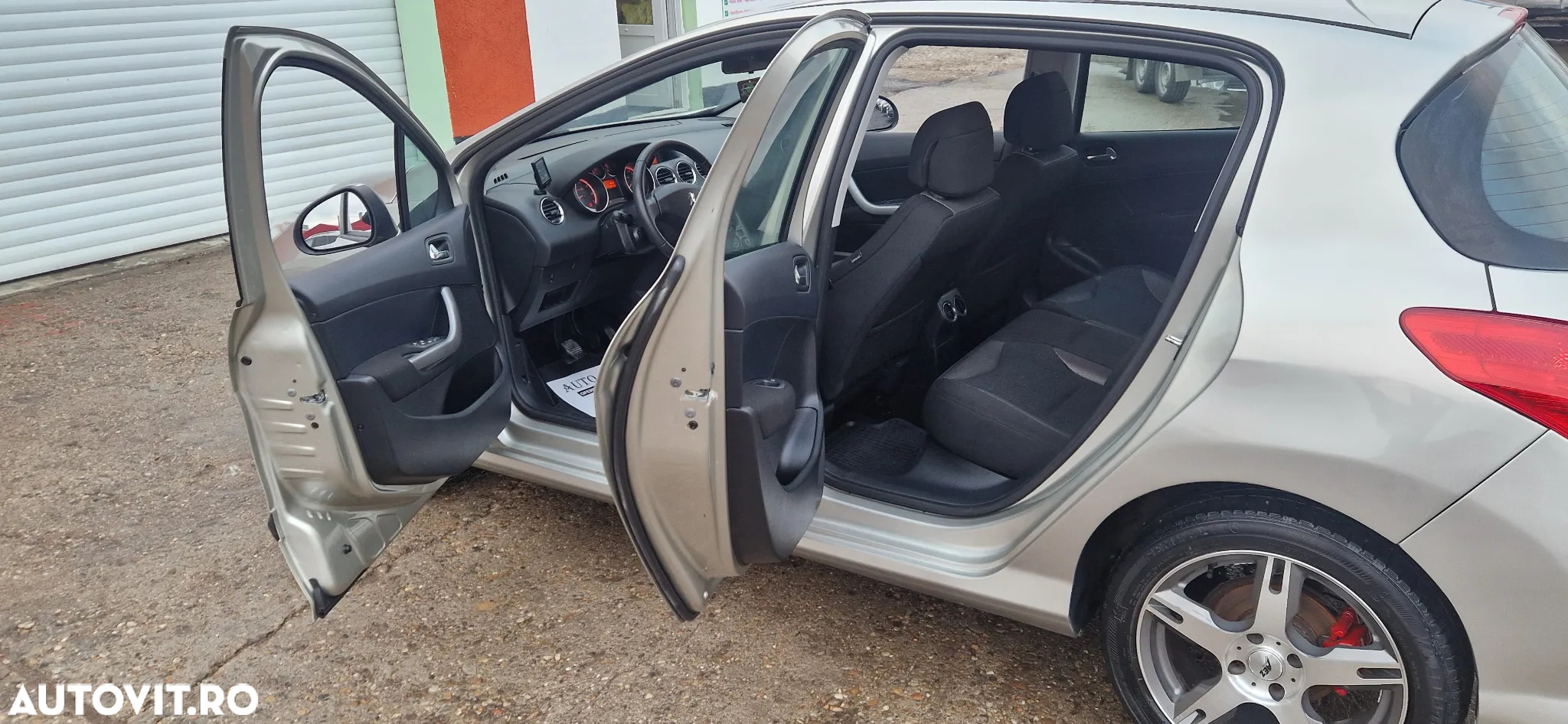 Peugeot 308 - 36