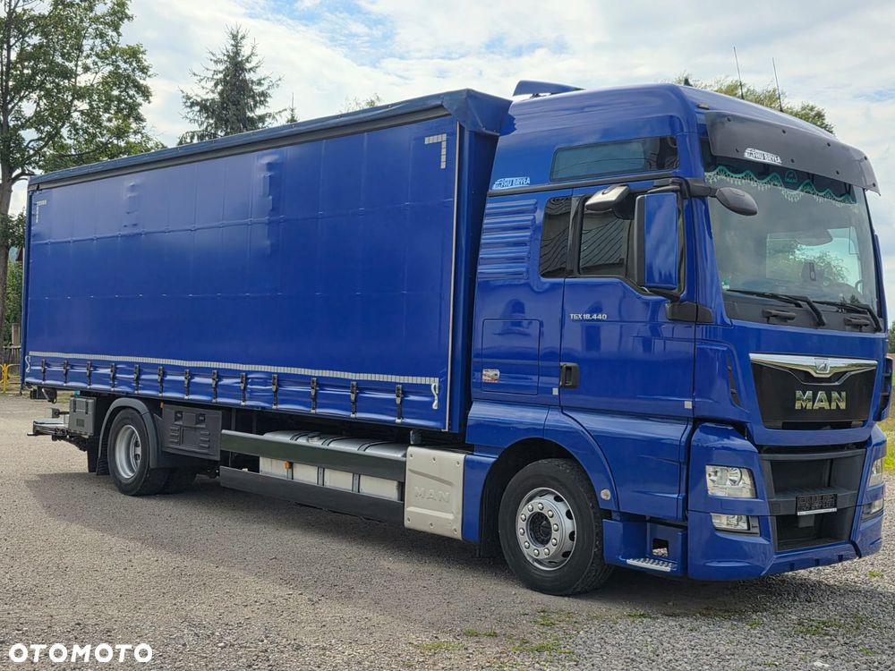 MAN TGX 18.440 / FIRANKA / NISKI PRZEBIEG  / 20 EURO PALET / SPROWADZONY / E6 / AUTOMAT / LODÓWKA / KAMERA / WINDA / DUŻA KABINA / SILNIK 13 LITRÓW - 12