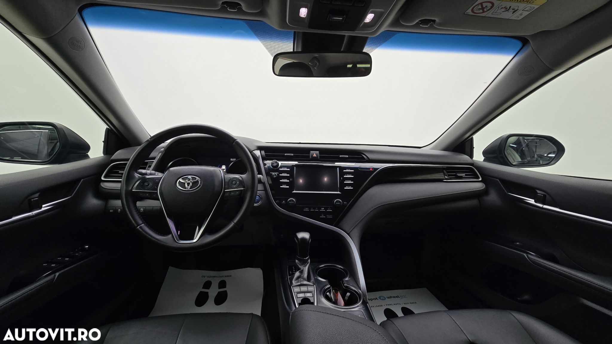 Toyota Camry - 14