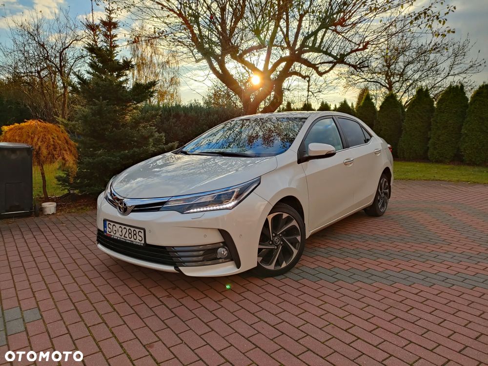 Toyota Corolla 1.6 50th Anniversary MS - 7