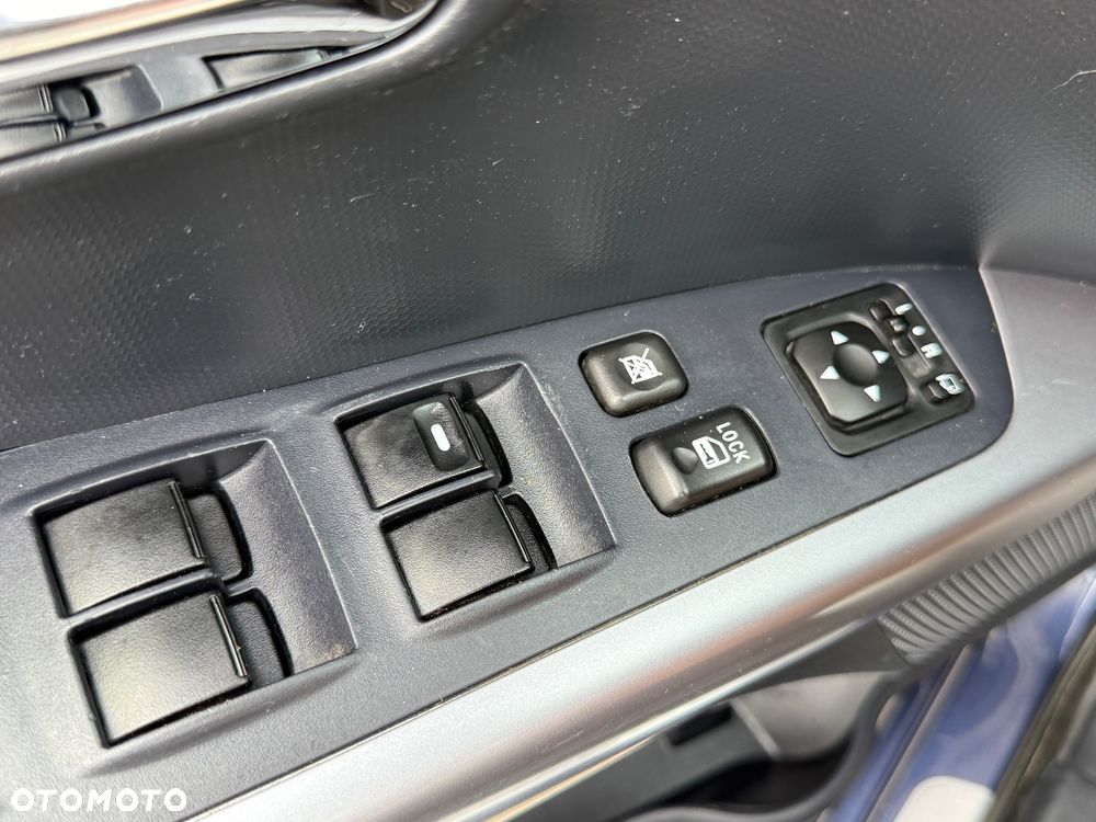 Mitsubishi Outlander 2.4 4WD CVT Intense - 36