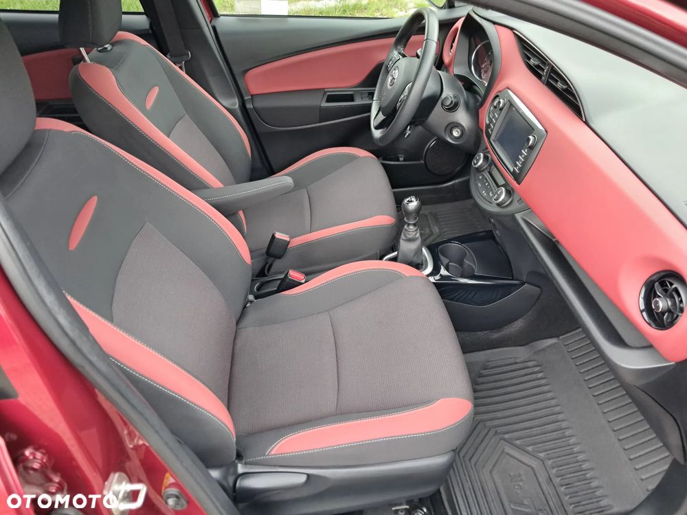 Toyota Yaris 1.5 Selection - 11