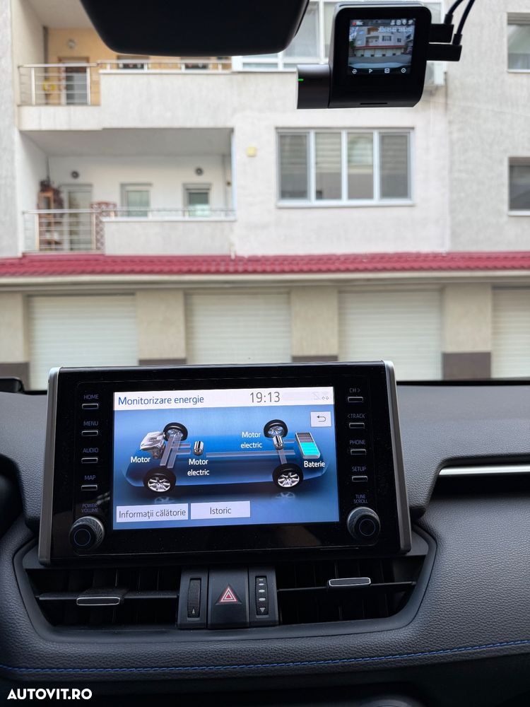 Toyota RAV4 - 10