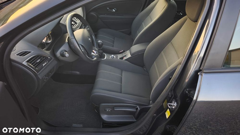 Renault Megane 1.6 16V Limited - 14