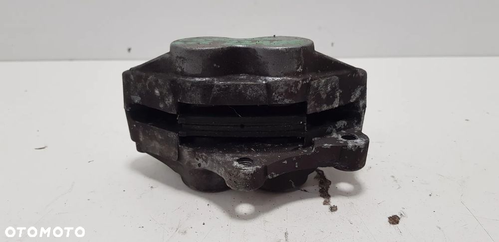 Kawasaki ZZR 600 Przedni Zacisk Hamulcowy - 2