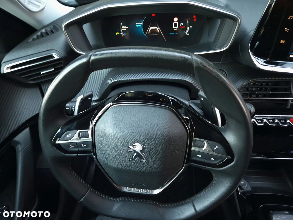 Peugeot 2008 BlueHDi 130 Allure S&S EAT8 - 22