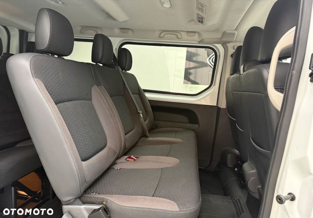 Renault Trafic - 19