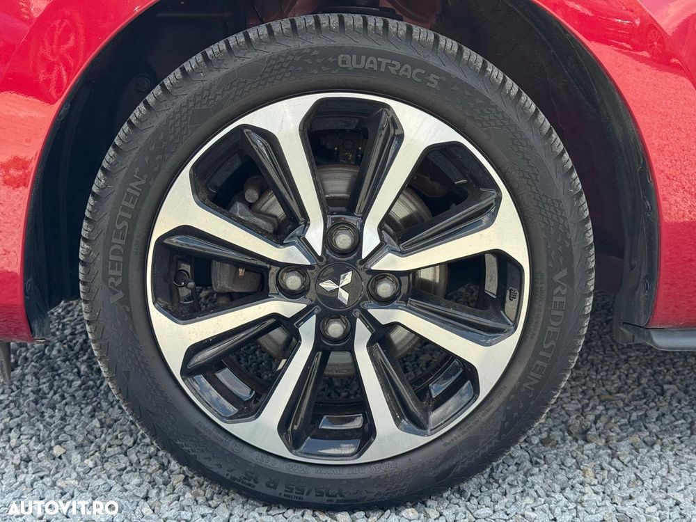 Mitsubishi Space Star 1.2 MIVEC MT Invite - 19