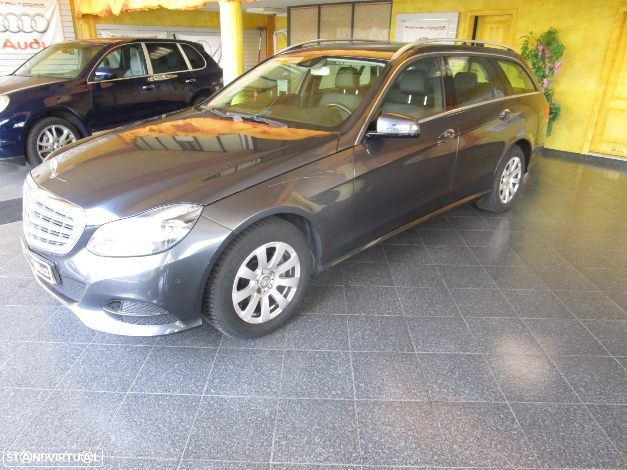 Mercedes-Benz E 200 T CDI DPF BlueEFFICIENCY 7G-TRONIC Avantgarde - 25