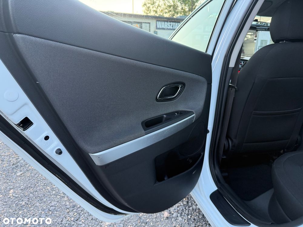 Kia Ceed 1.6 GDI L - 13
