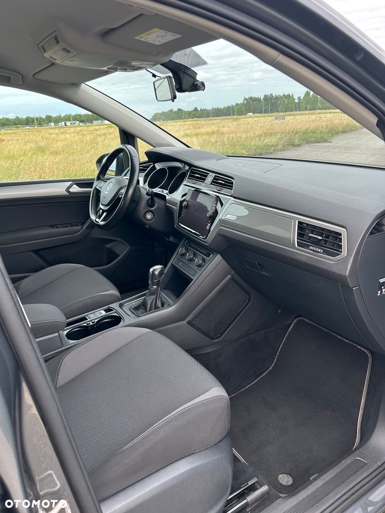Volkswagen Touran 1.6 TDI SCR (BlueMotion Technology) DSG Comfortline - 27