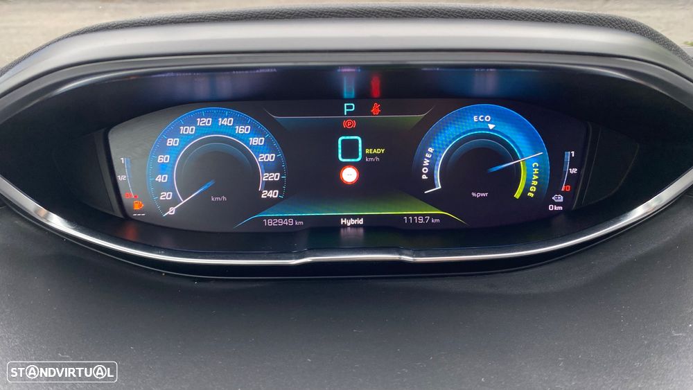 Peugeot 3008 1.6 Hybrid Allure Pack e-EAT8 - 33