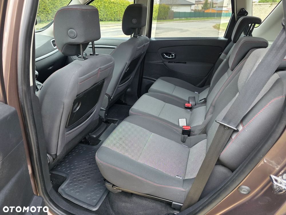 Renault Scenic dCi 110 LIMITED - 9