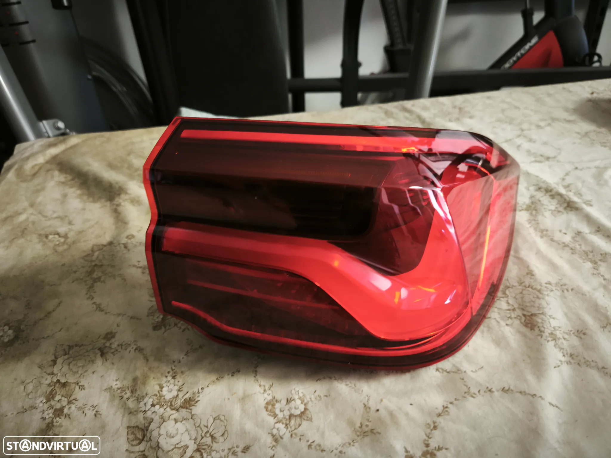 Farolim led traseiro direito painel BMW X2 F39 - 4