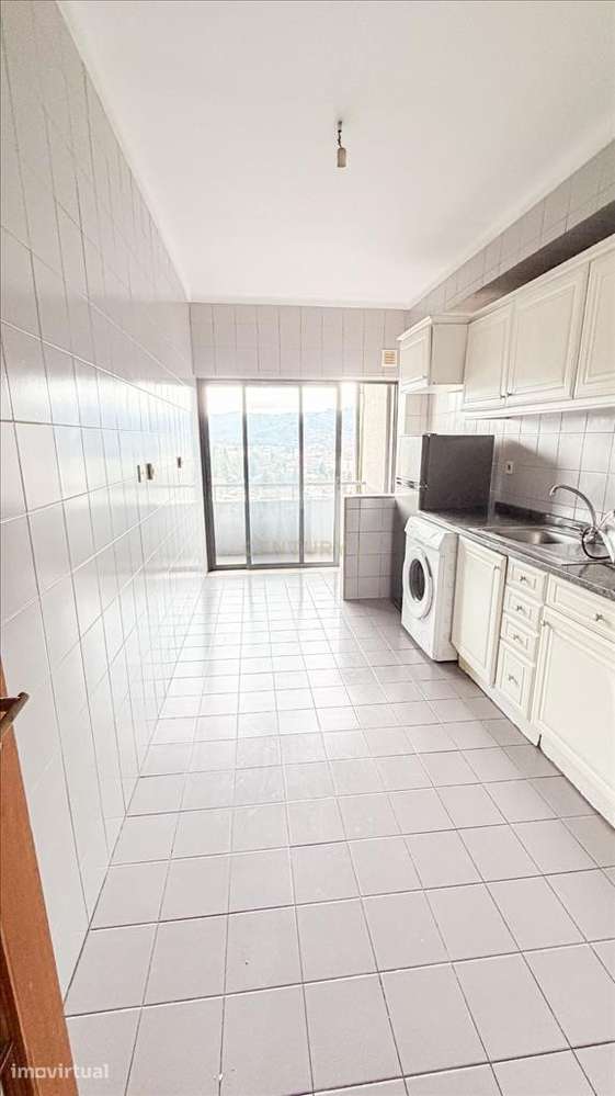 Apartamento T2+1 com garagem e elevador em Braga (São Vítor) - Grande imagem: 5/16