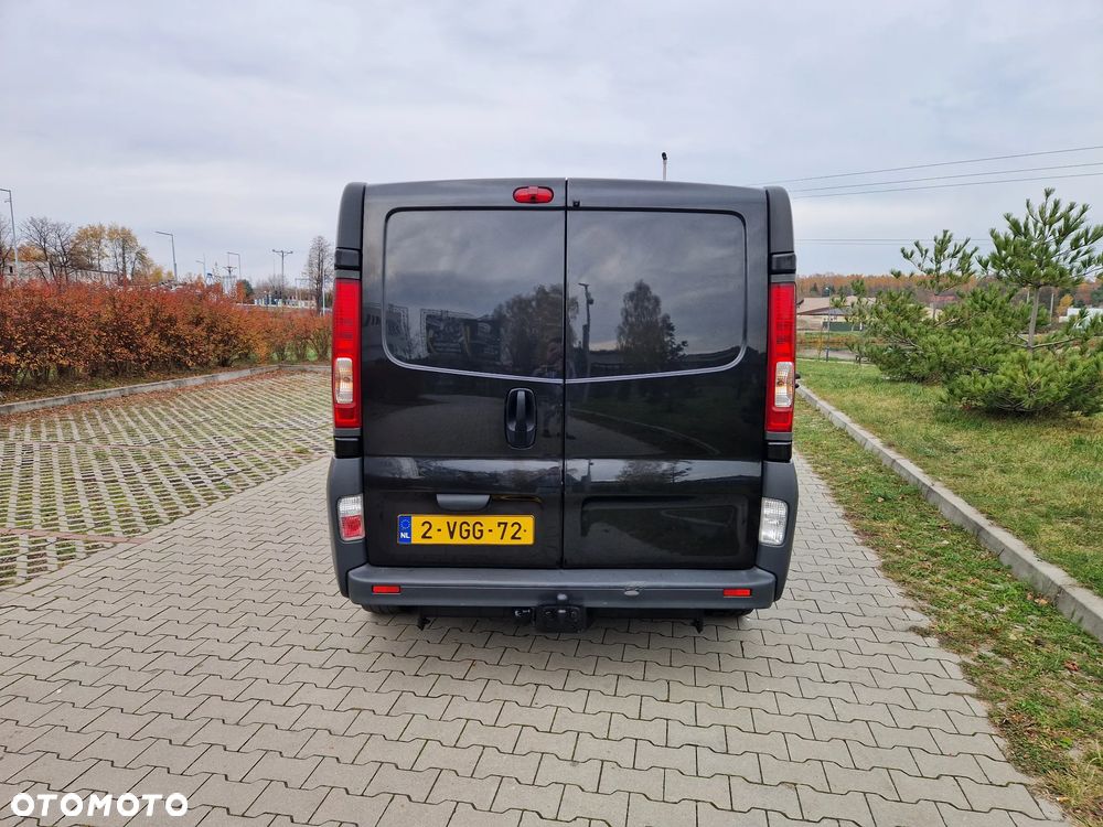 Opel Vivaro - 19