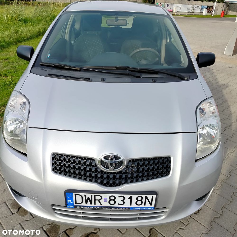 Toyota Yaris 1.0 Luna A/C - 1
