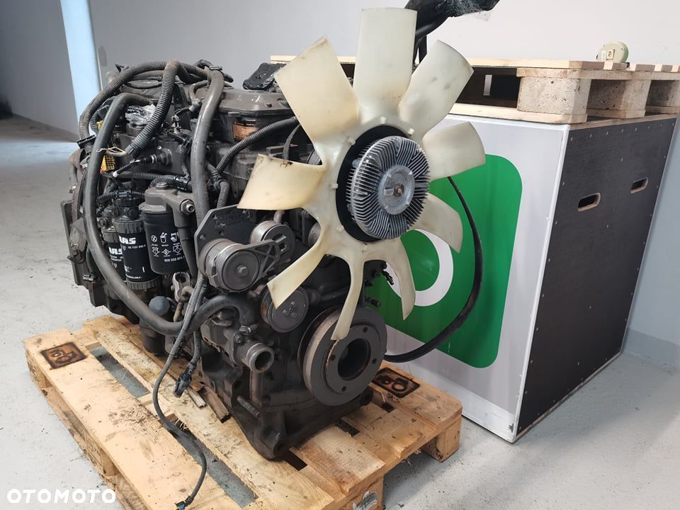 Silnik John Deere {6068HRT83A} - 11