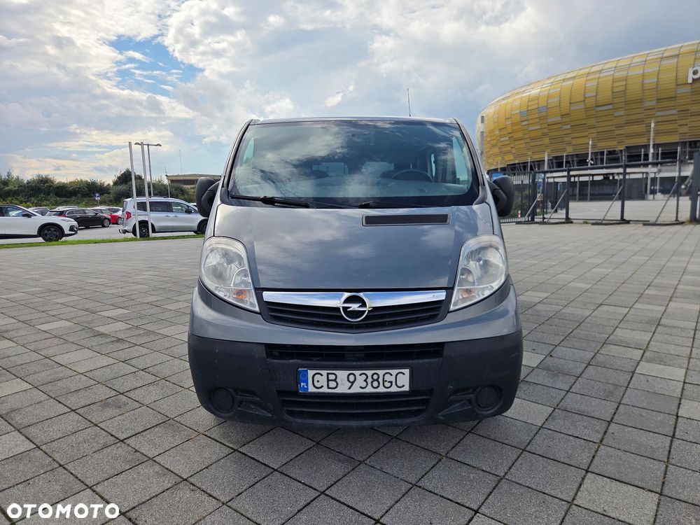 Opel Vivaro - 8