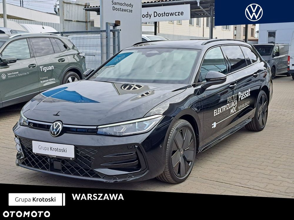 Volkswagen Passat - 1