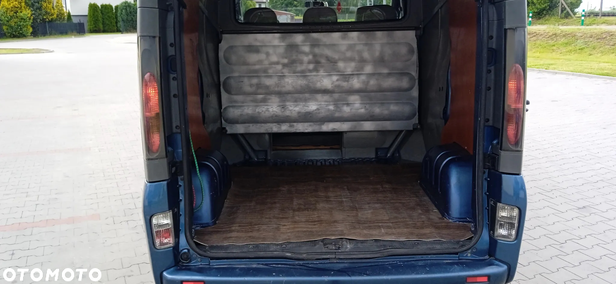 Renault Trafic - 10