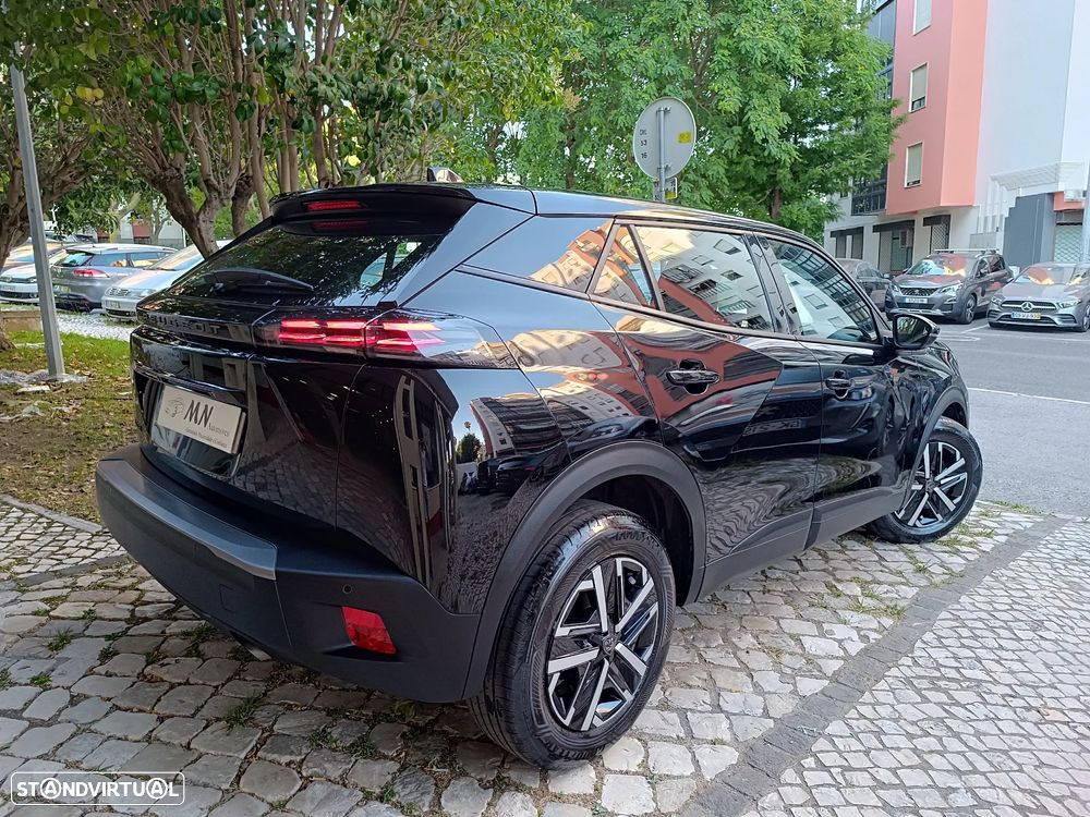Peugeot 2008 1.2 PureTech Active Pack - 3
