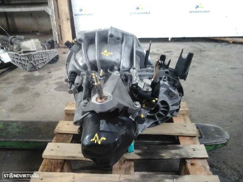 CAIXA VELOCIDADES NISSAN MICRA III 2004 - 4