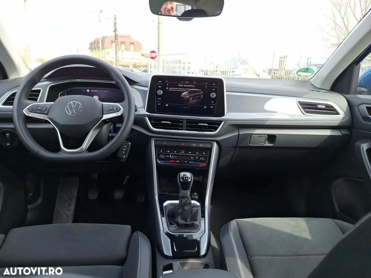 Volkswagen T-ROC - 11