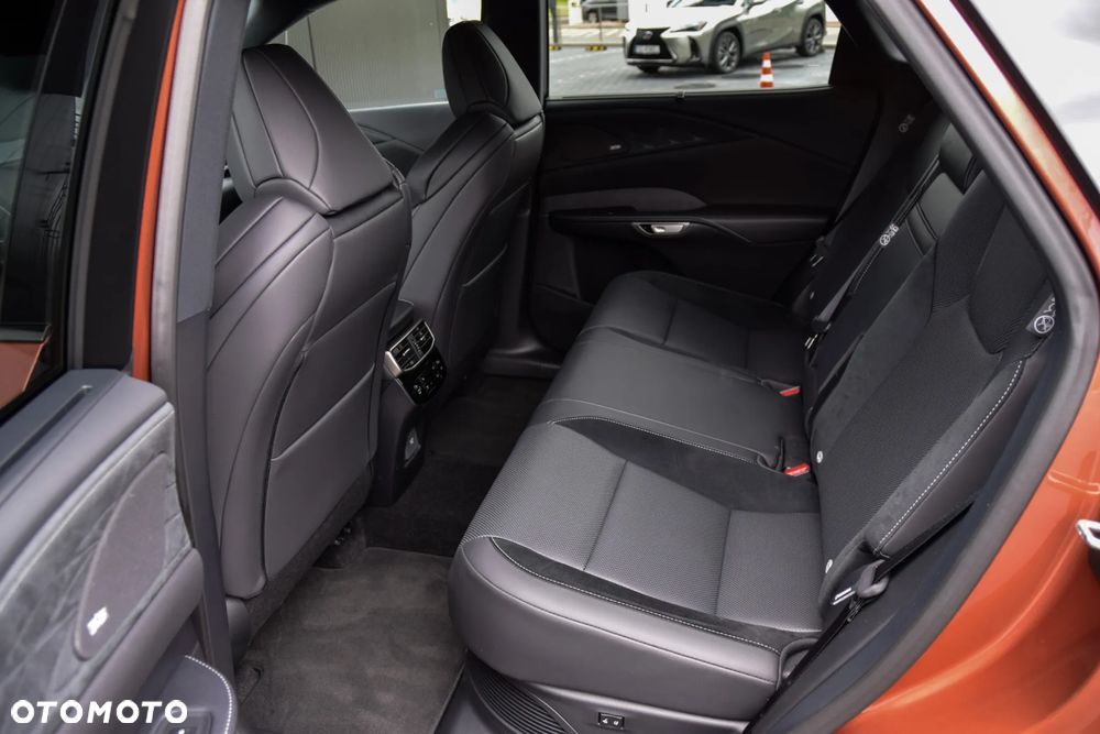 Lexus RX 500h F Sport - 12