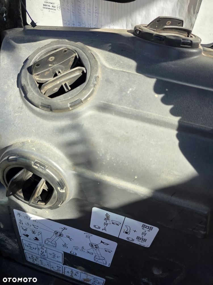 Caterpillar 302.7 CR - 7