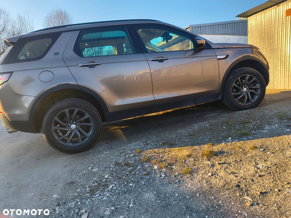 Land Rover Discovery Sport D150 R-Dynamic HSE - 1
