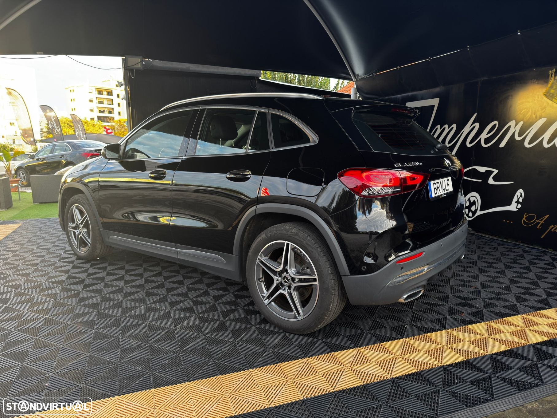Mercedes-Benz GLA 250 e AMG Line - 5