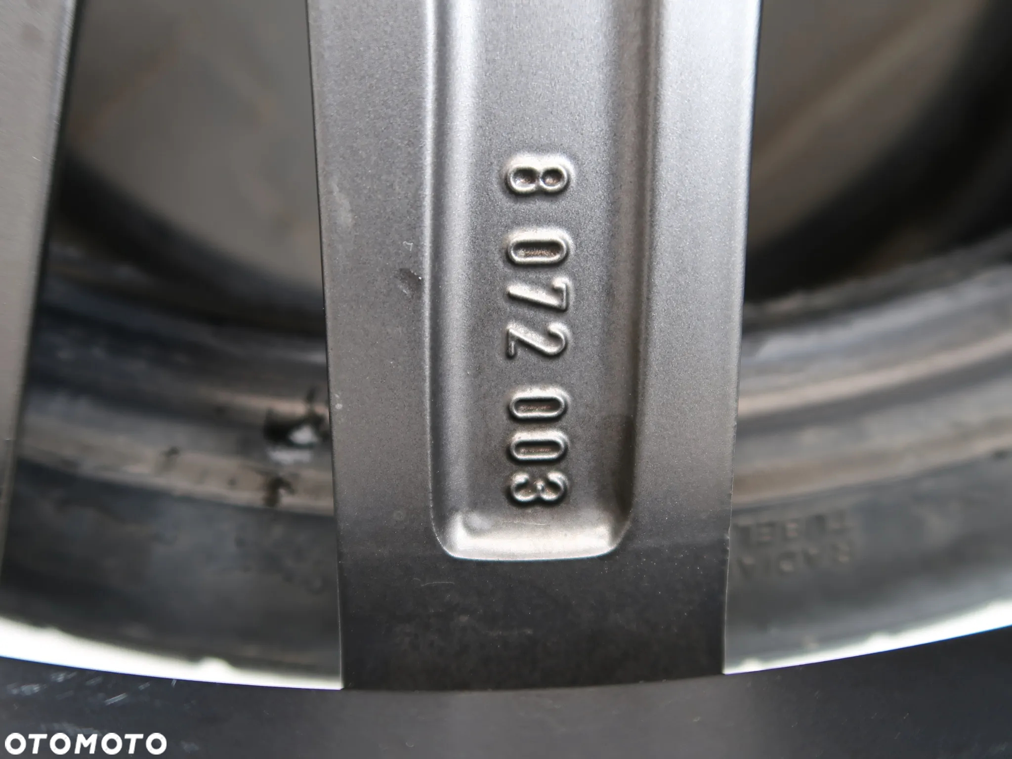 W15 Felga  BMW X5 X6 X7 8072003 10,5x22et43 - 5