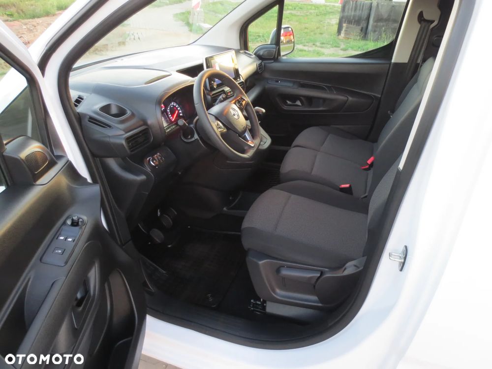 Opel COMBO SALON POLSKA ORYGINAŁ LAKIER i BARDZO NISKI PRZEBIEG  JAK NOWY - OKAZJA !!! - 9