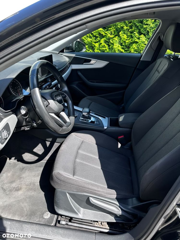 Audi A4 Limousine 35 TFSI S tronic - 12