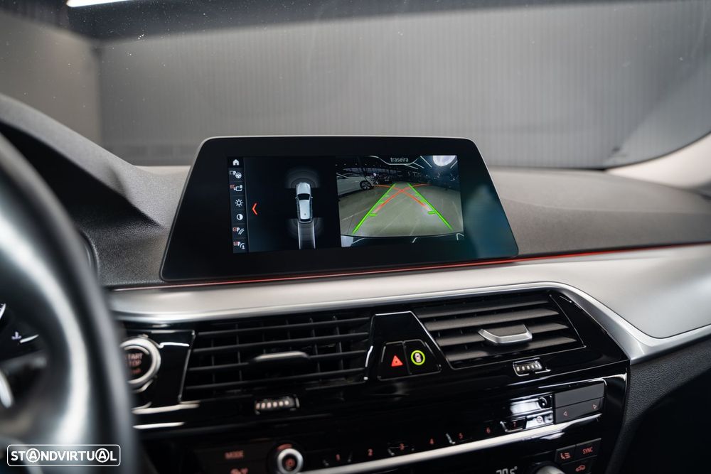 BMW 520 d Pack M Auto - 25