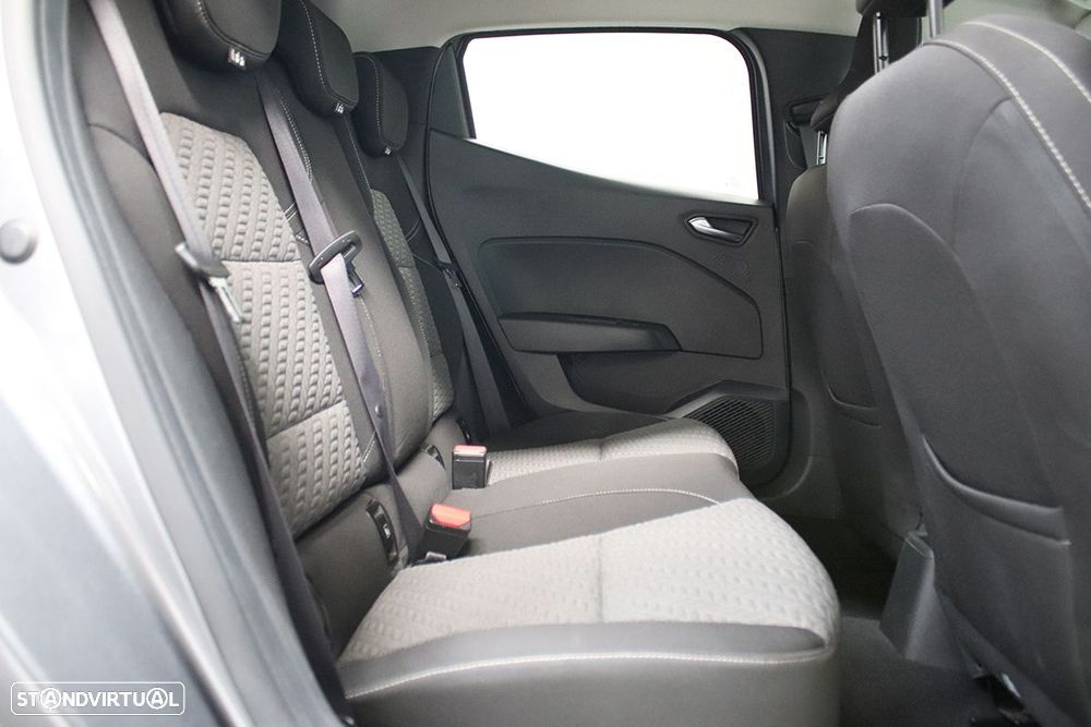 Renault Clio 1.0 TCe Evolution - 22