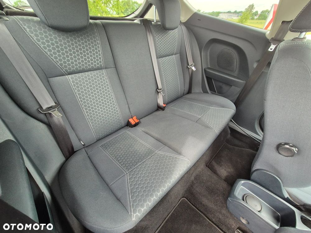 Ford Fiesta 1.25 Titanium - 26