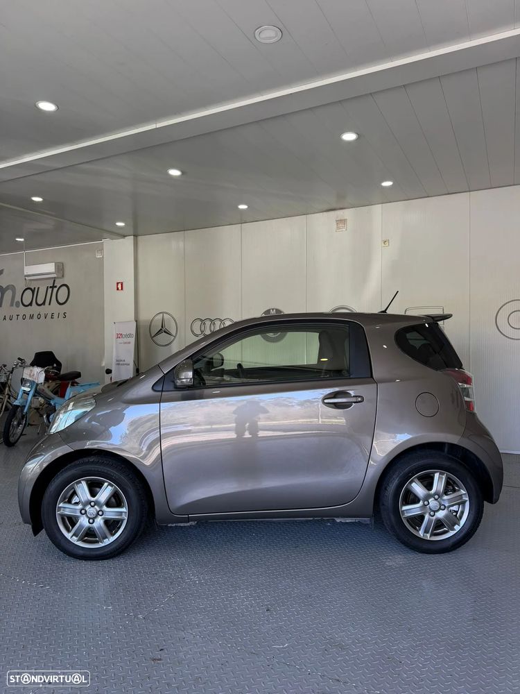 Toyota iQ 1.0 VVT-i Essential+AC - 3