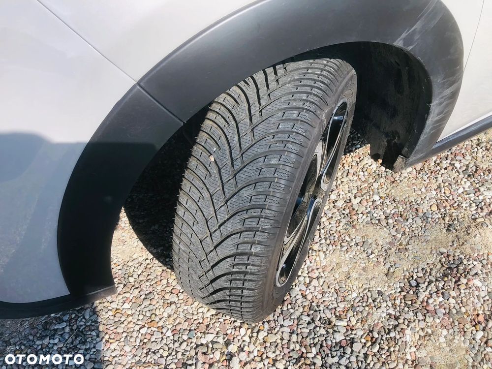 Citroën C3 1.2 PureTech C-Series - 10