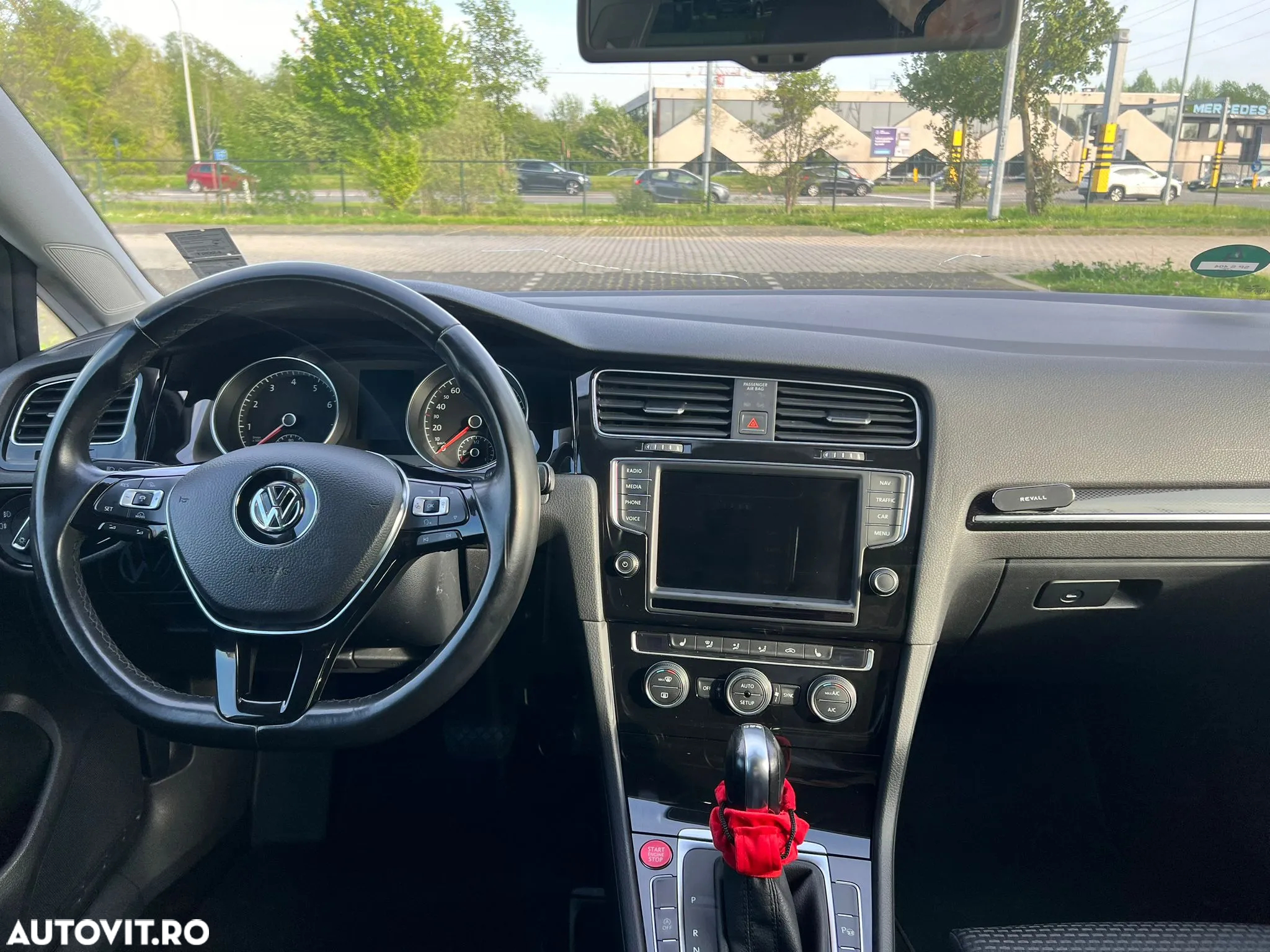 Volkswagen Golf 1.4 TSI BlueMotion Technology DSG Comfortline - 13