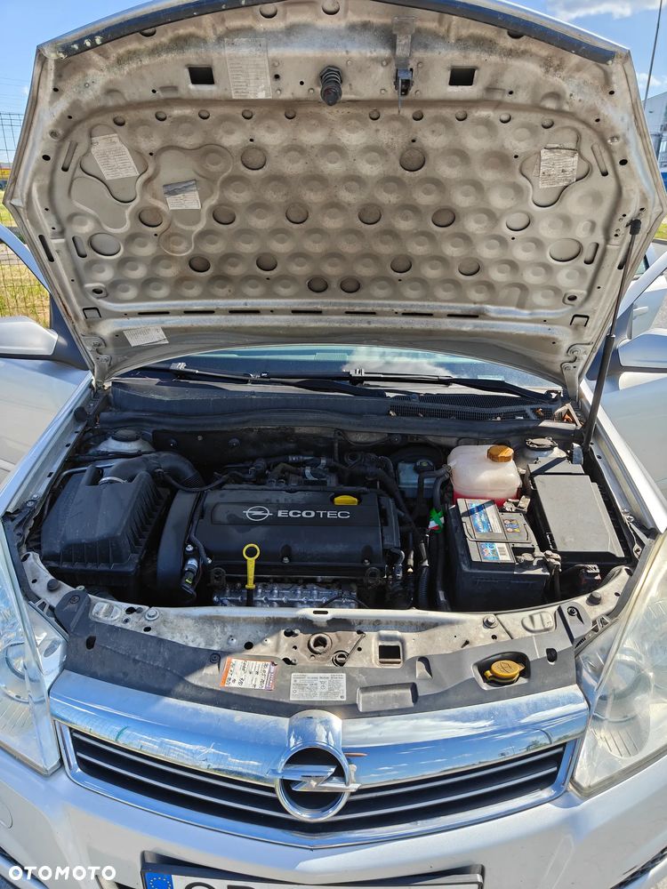 Opel Astra 1.6 Enjoy - 20